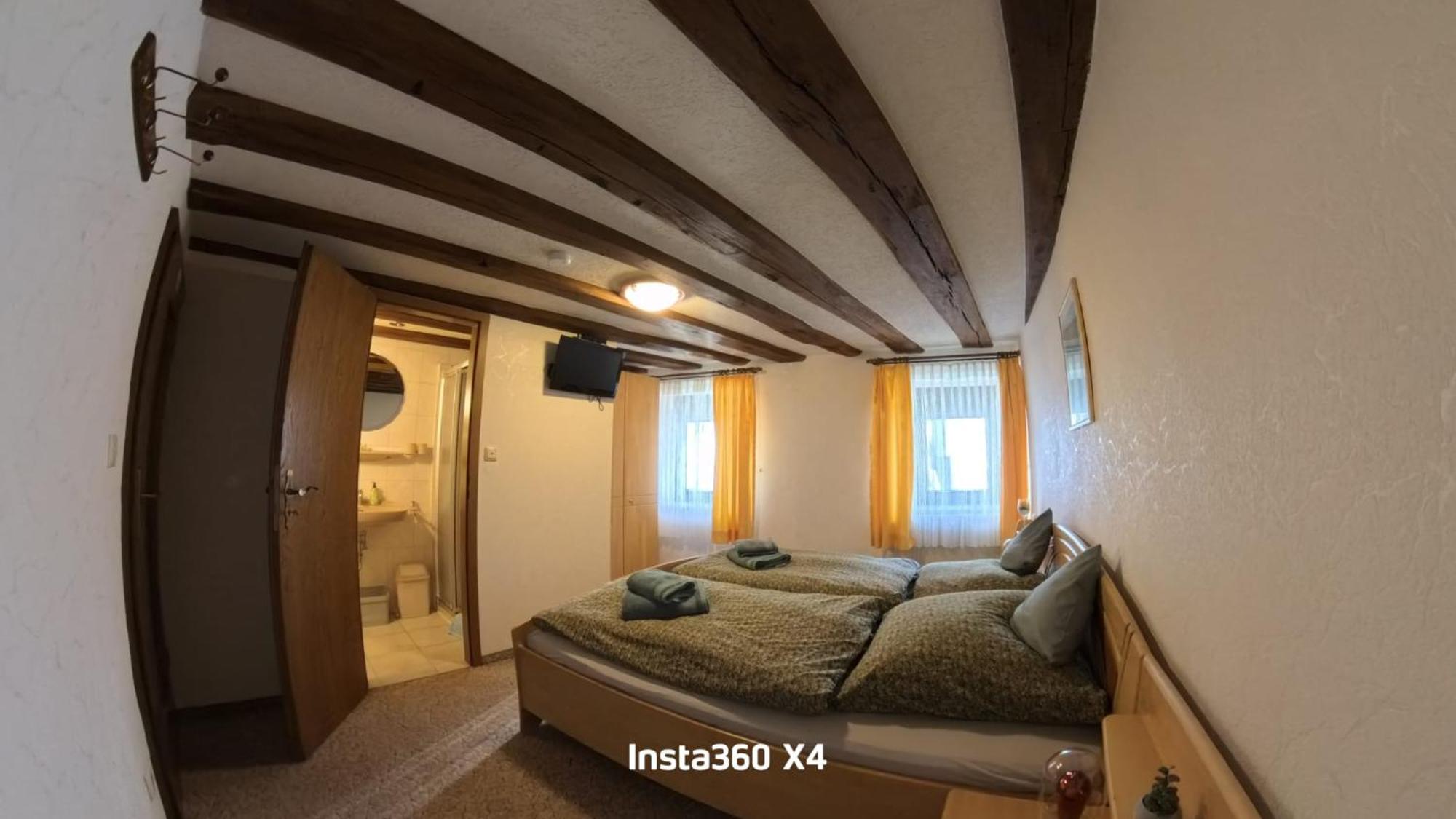 Gaestehaus Eulenkoepfchen Neef Luaran gambar
